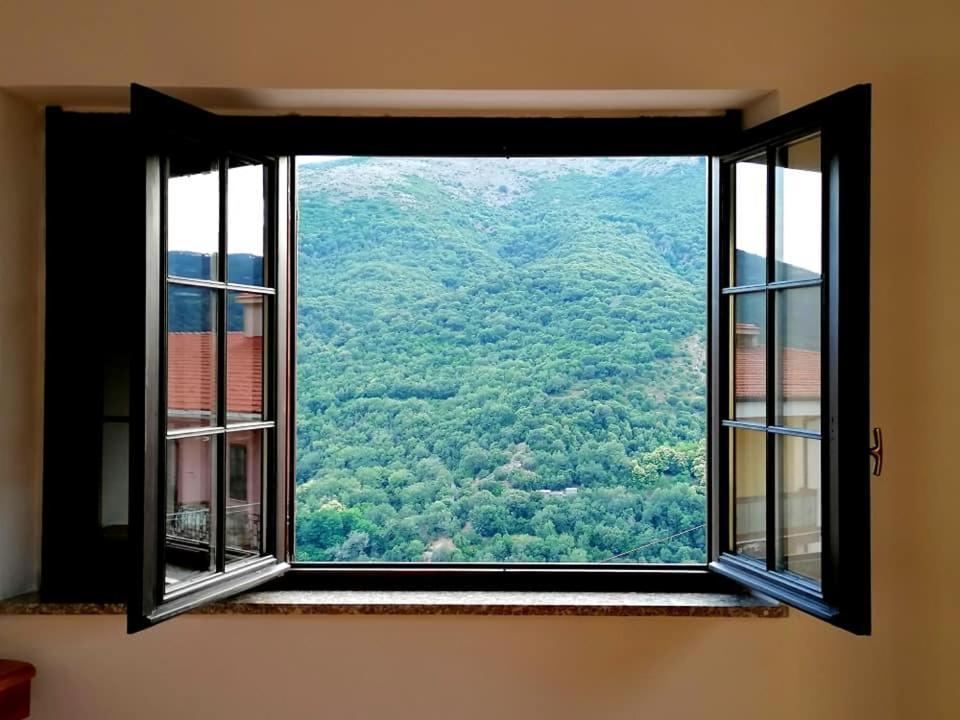 Sa Stiddiosa Guesthouse Gadoni Ngoại thất bức ảnh