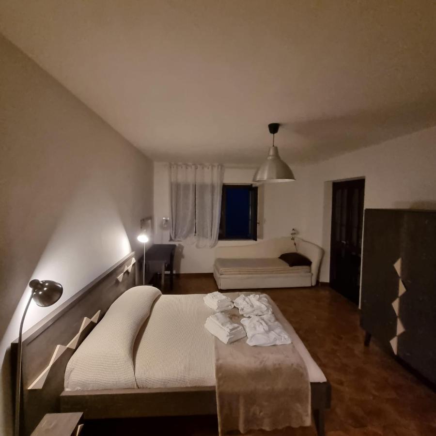 Sa Stiddiosa Guesthouse Gadoni Ngoại thất bức ảnh